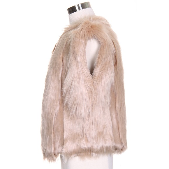 CODE22 Faux Fur Soft Vest - Picture 2 of 4